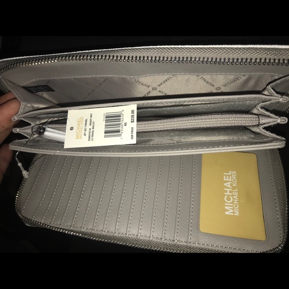 NEW MICHAEL KORS Large TriFold Wallet Signature MK - Picture 4 of 12